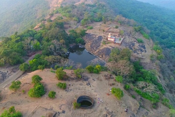 Mandangad Fort
