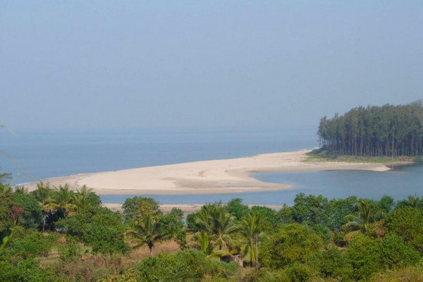 Kelshi Beach 