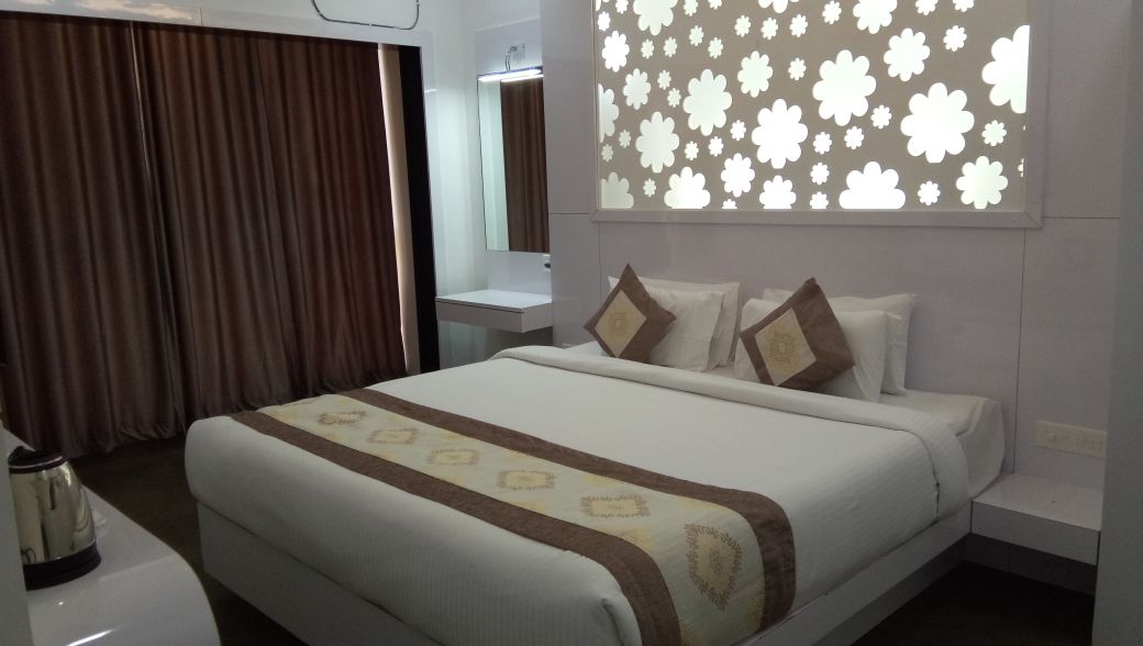 JASMIN SUITE ROOM