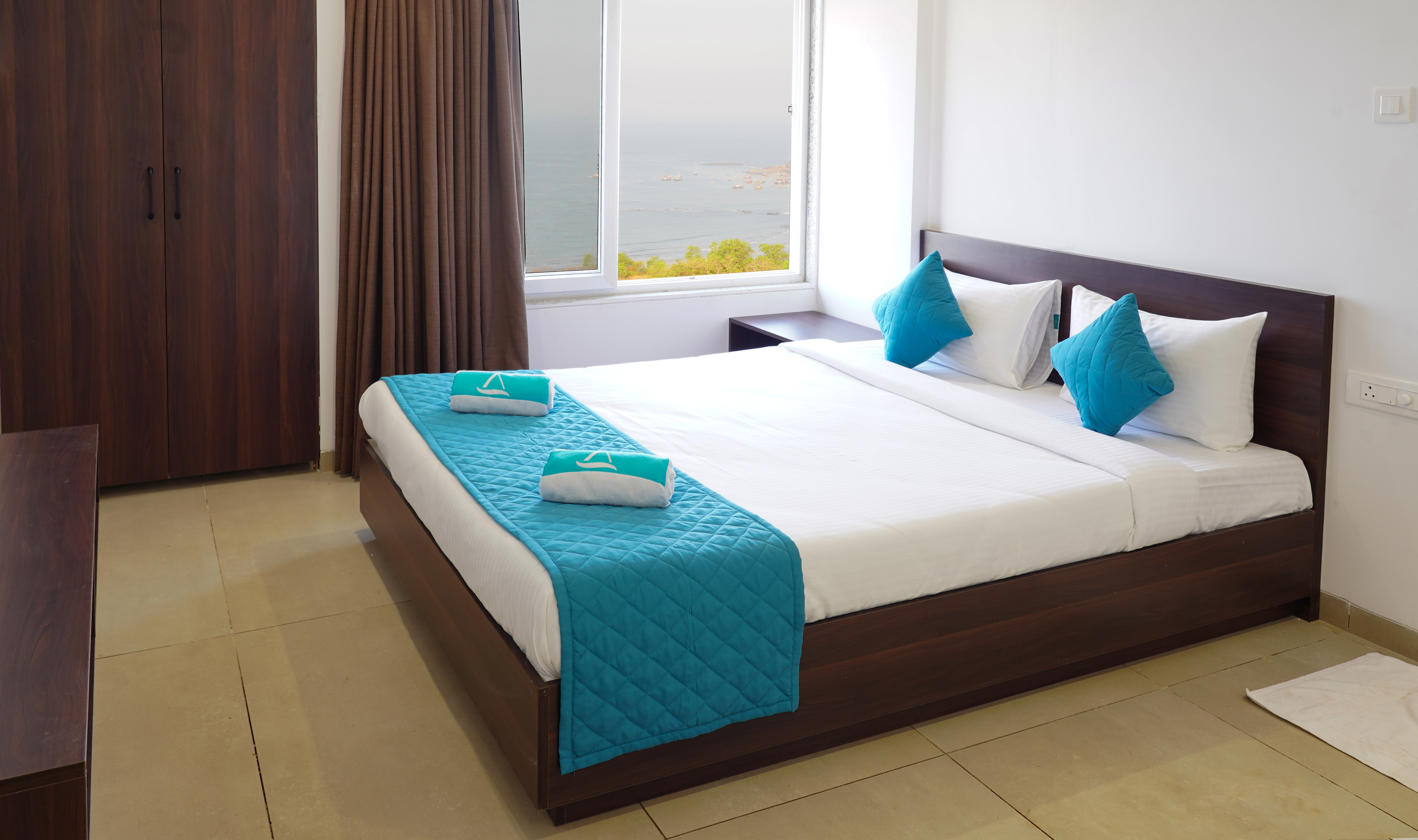02 BHK