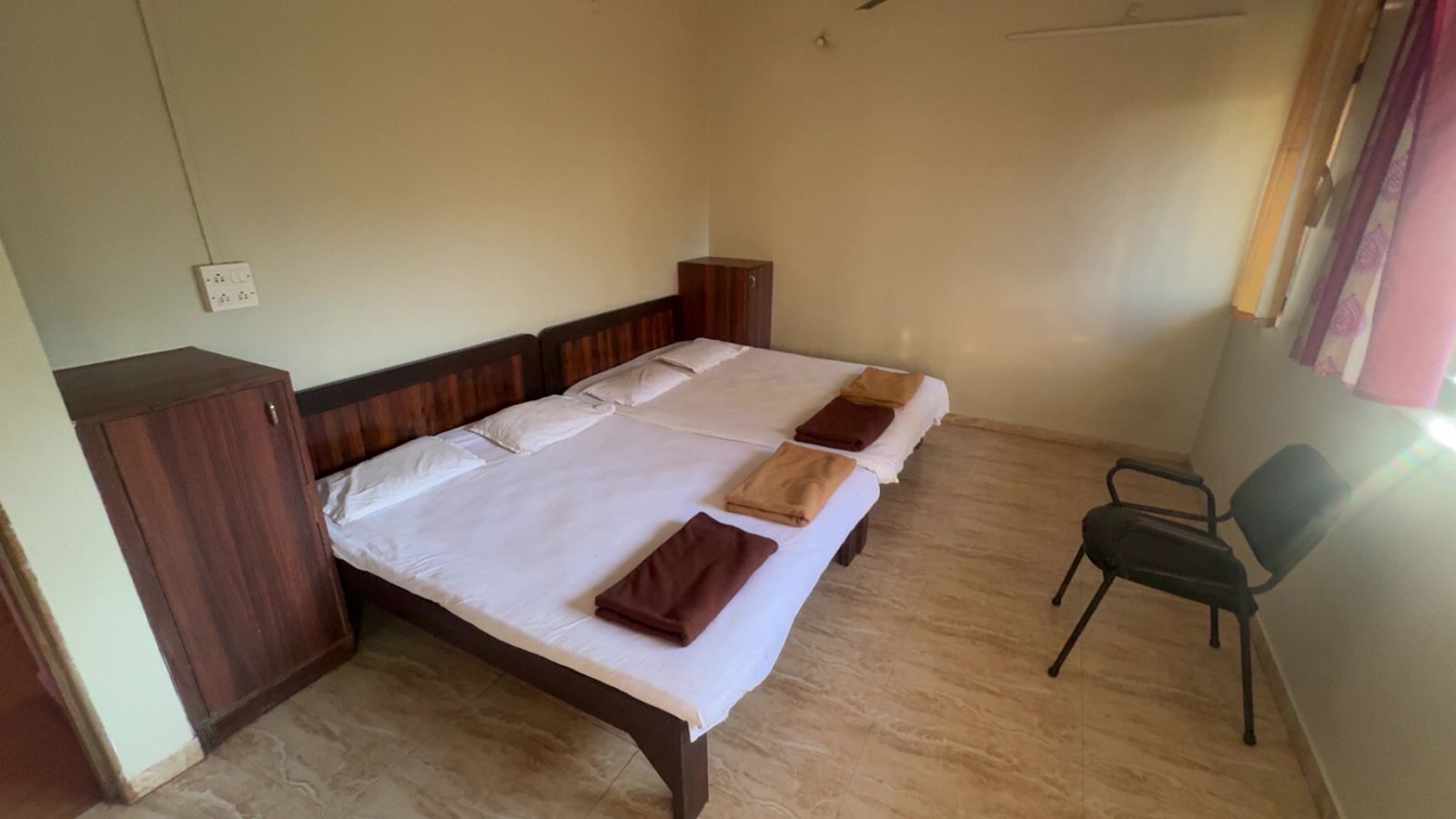 Standard 4 Bed